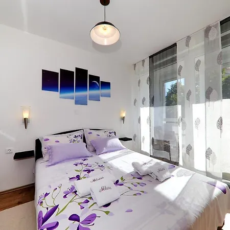 Apartment Neluna
