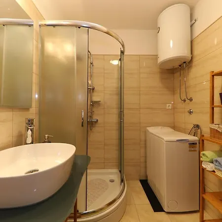 Neluna Appartamento Zara